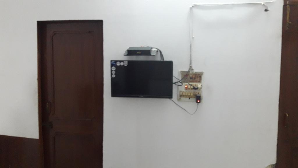 Oyo Rajdhani Guest House Фаридабад Екстериор снимка