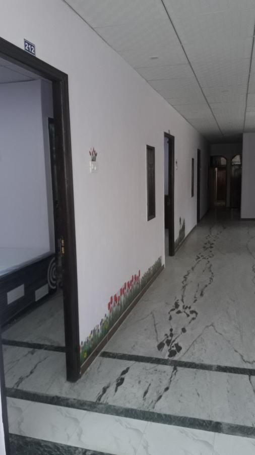 Oyo Rajdhani Guest House Фаридабад Екстериор снимка